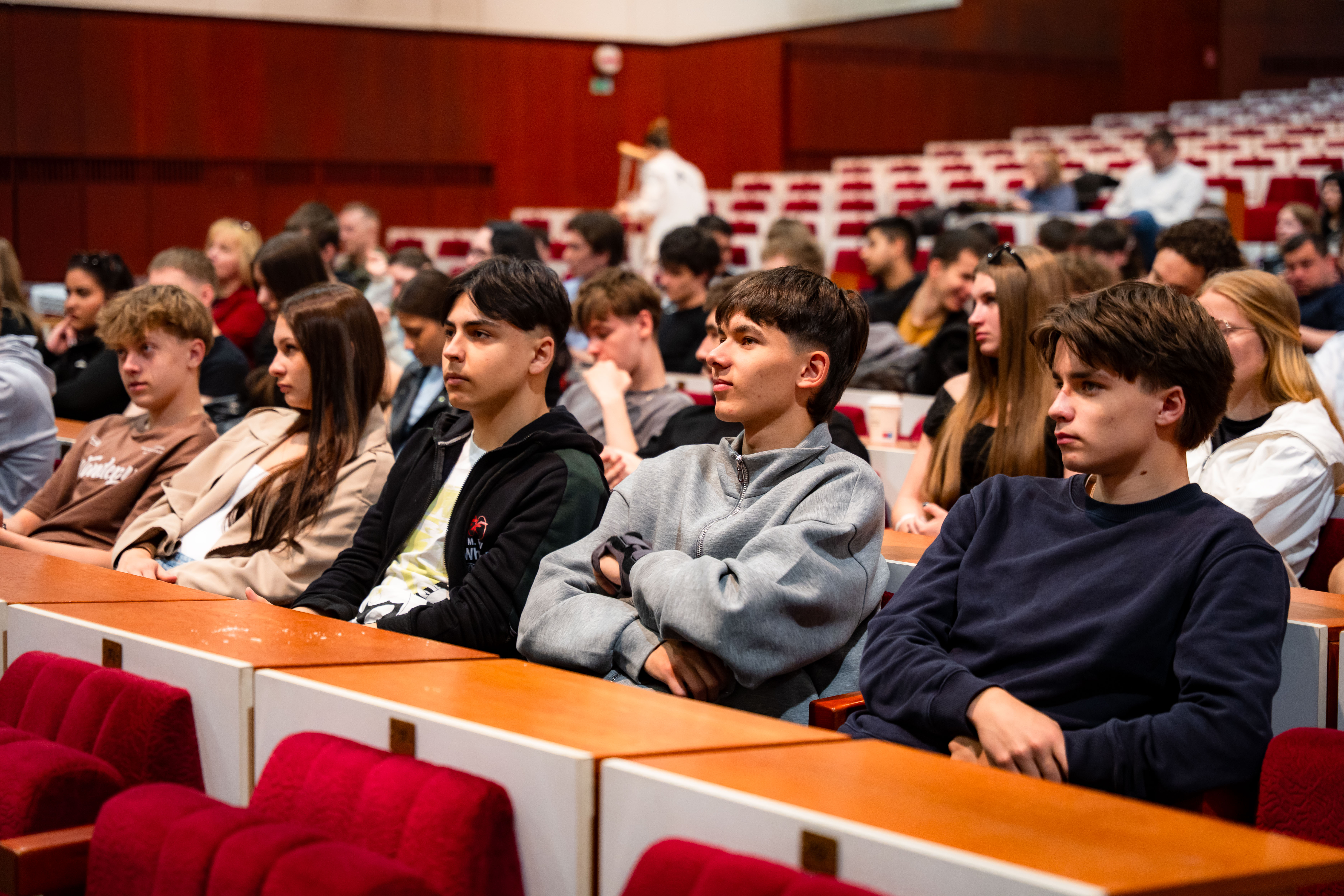 Studenti studentom o obrane-1-15